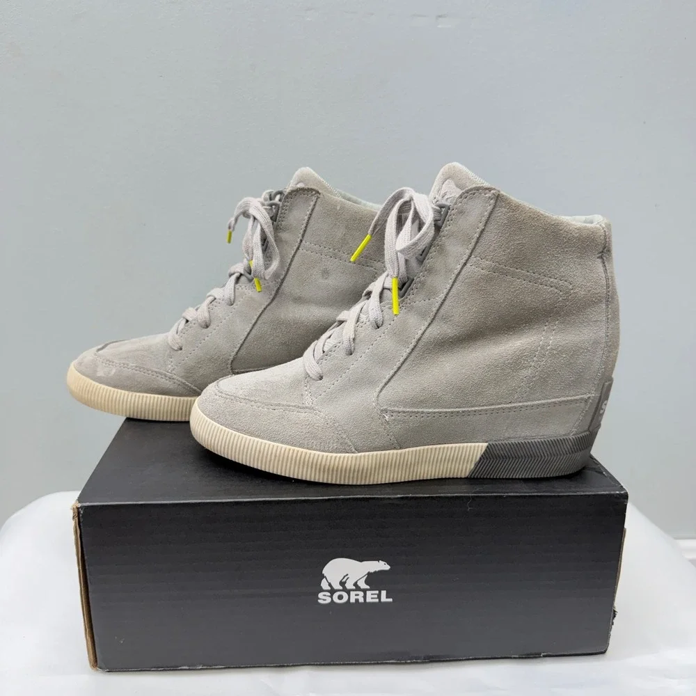 Sorel Womens 8 Out n About Wedge Booties Dove Quarry Grey Suede Leather